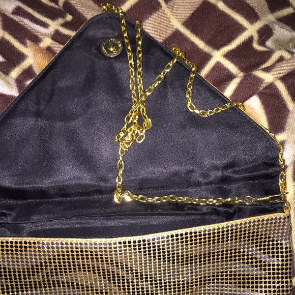 Sequined Gold on Gold Envelope Clutch - Picture 3 of 4